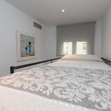 Apartaments Agneta - Ancla กัมบริลส์ ภายนอก รูปภาพ