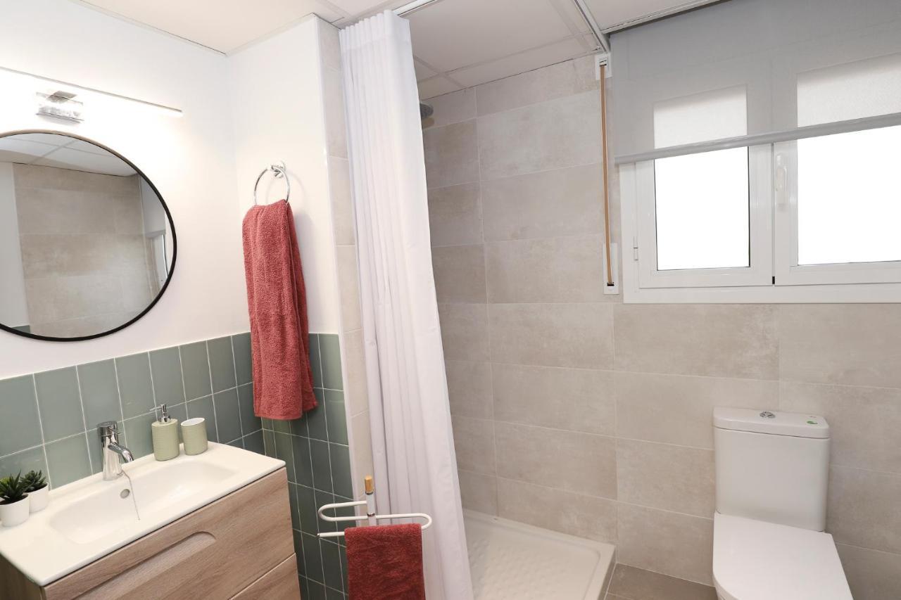 Apartaments Agneta - Ancla กัมบริลส์ ภายนอก รูปภาพ